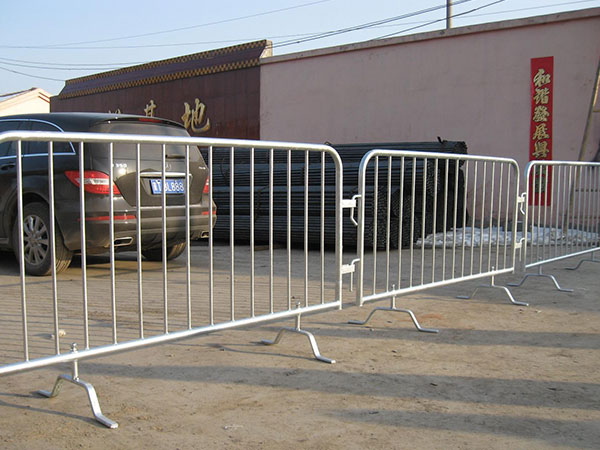 移动护栏 - 河北腾佰丝网制品有限公司图片4