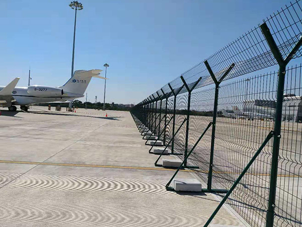 机场围栏 - 河北腾佰丝网制品有限公司图片4