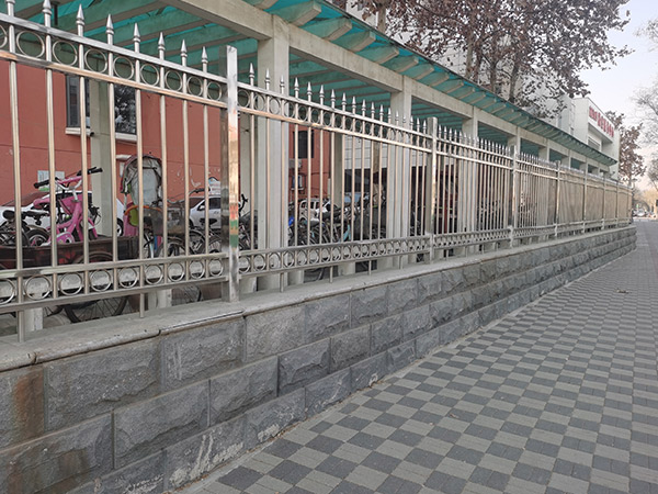 不锈钢管护栏 - 河北腾佰丝网制品有限公司图片4