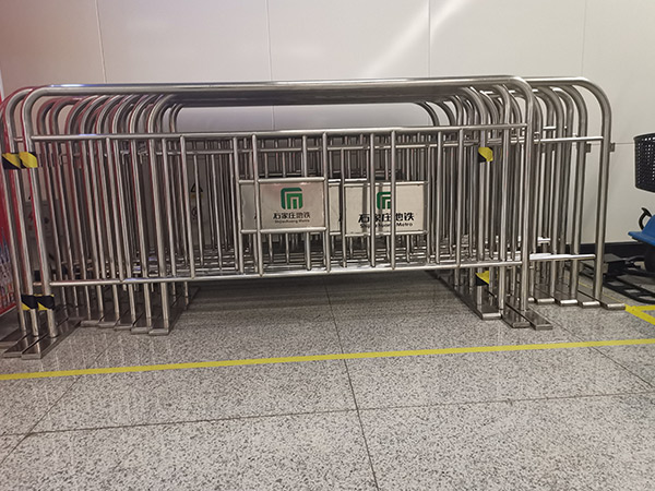 不锈钢管护栏 - 河北腾佰丝网制品有限公司图片5