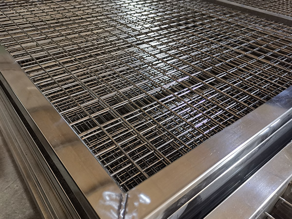 不锈钢网护栏 - 河北腾佰丝网制品有限公司图片3