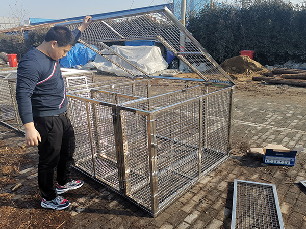 不锈钢网护栏 - 河北腾佰丝网制品有限公司图片6