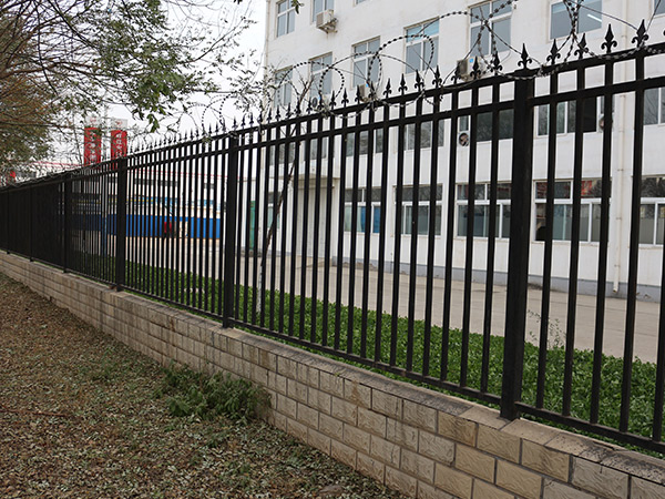 安全围栏 - 河北腾佰丝网制品有限公司图片5