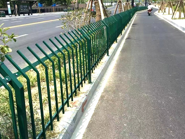 道路护栏 - 河北腾佰丝网制品有限公司图片4