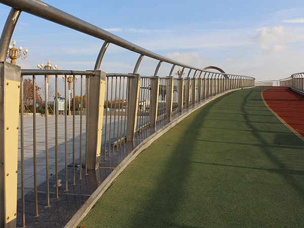 桥梁护栏 - 河北腾佰丝网制品有限公司图片5