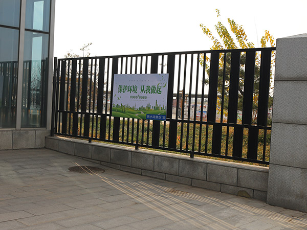铁艺围栏 - 河北腾佰丝网制品有限公司图片6